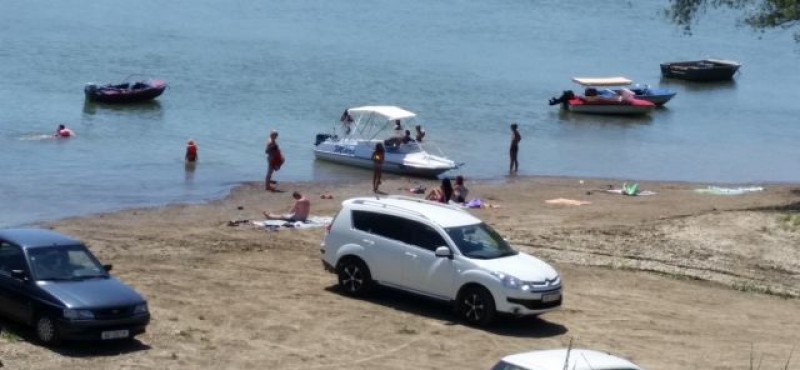 SEZONA KUPANJA U RIJEKI SAVI